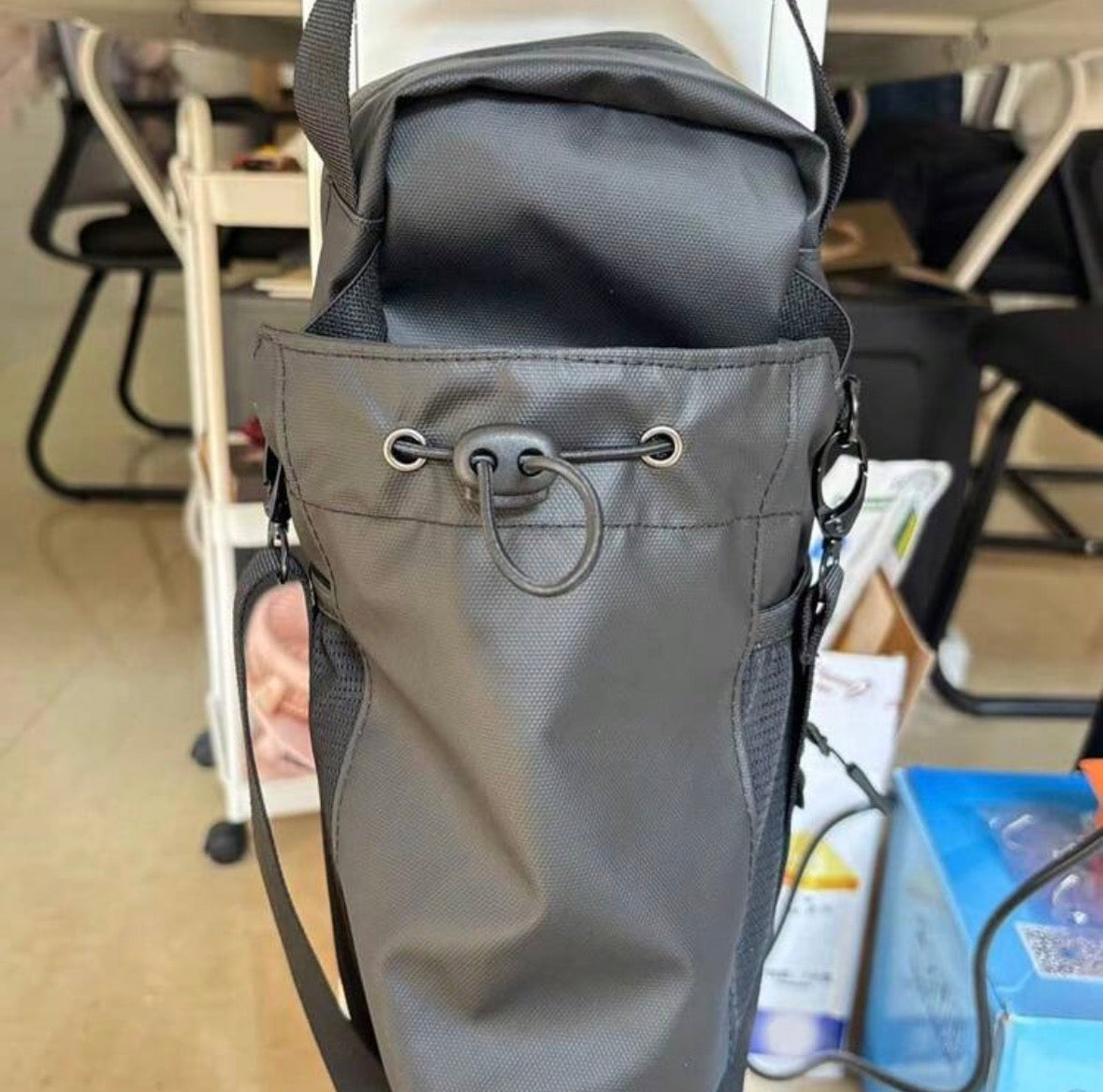 New Fitness Magnetic Water Bottle Bag