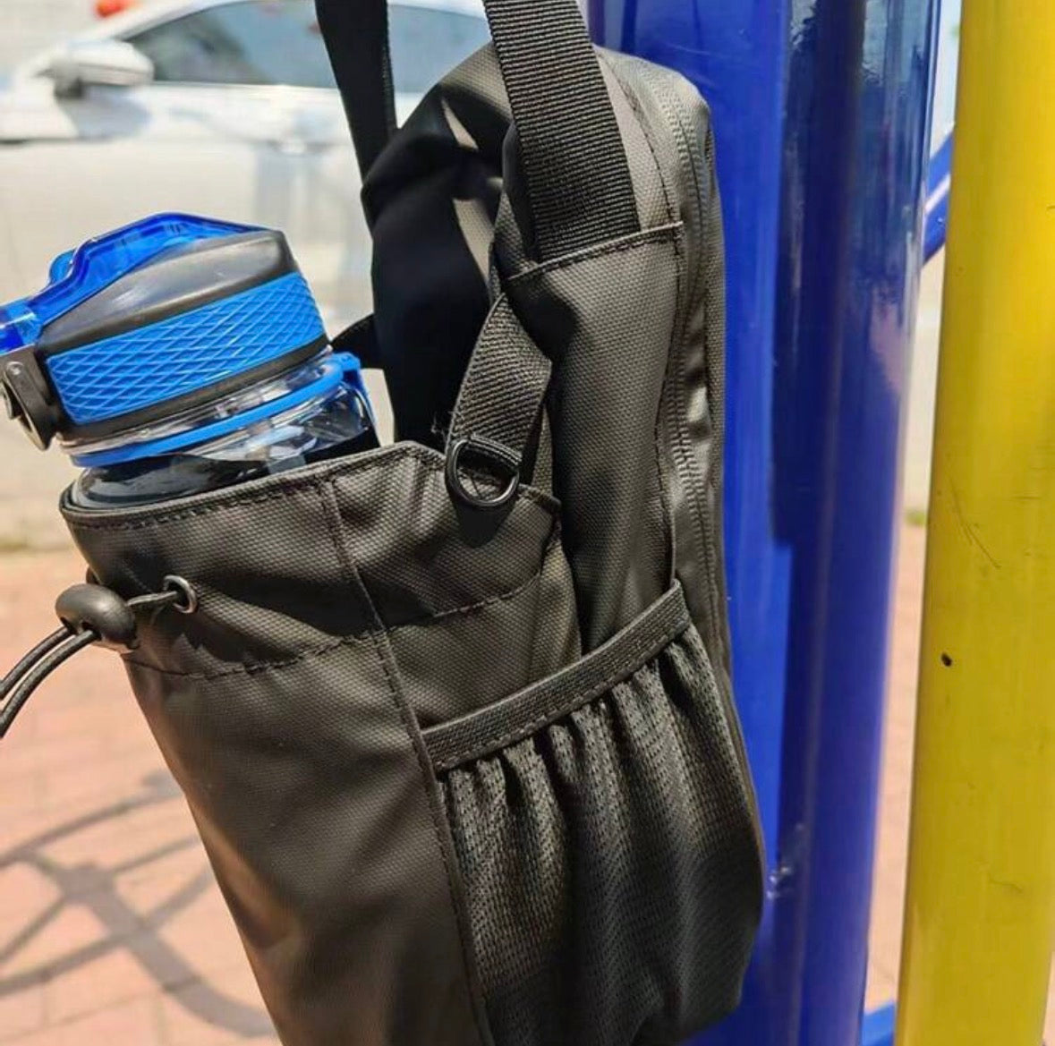 New Fitness Magnetic Water Bottle Bag