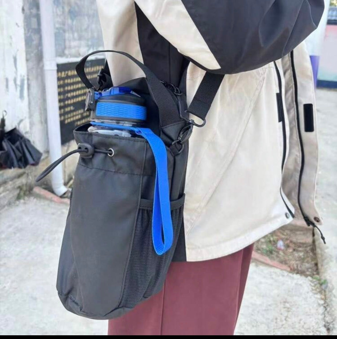 New Fitness Magnetic Water Bottle Bag